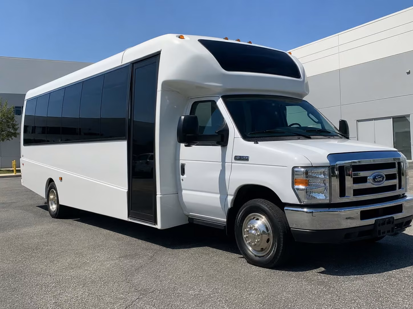 18 passenger minibus